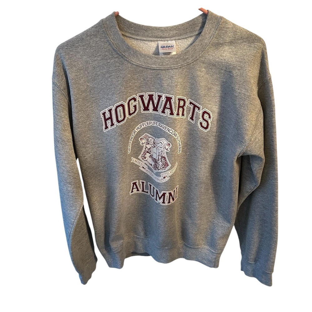 Gildan Gray Hogwarts Alumni Sweatshirt